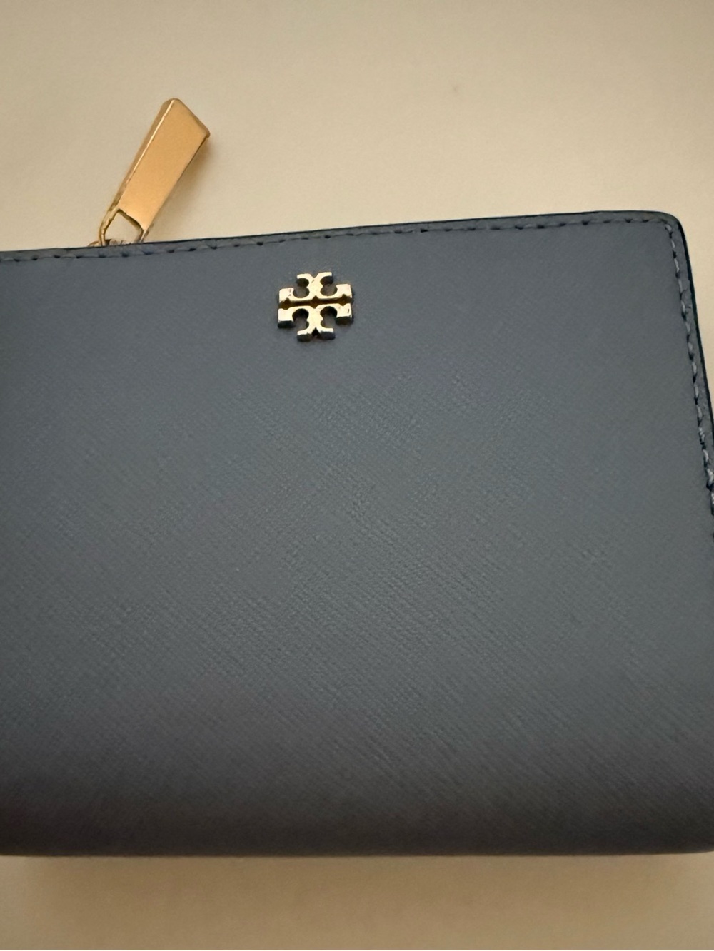 Tory Burch blue with Gold Logo - Picture 2 of 6